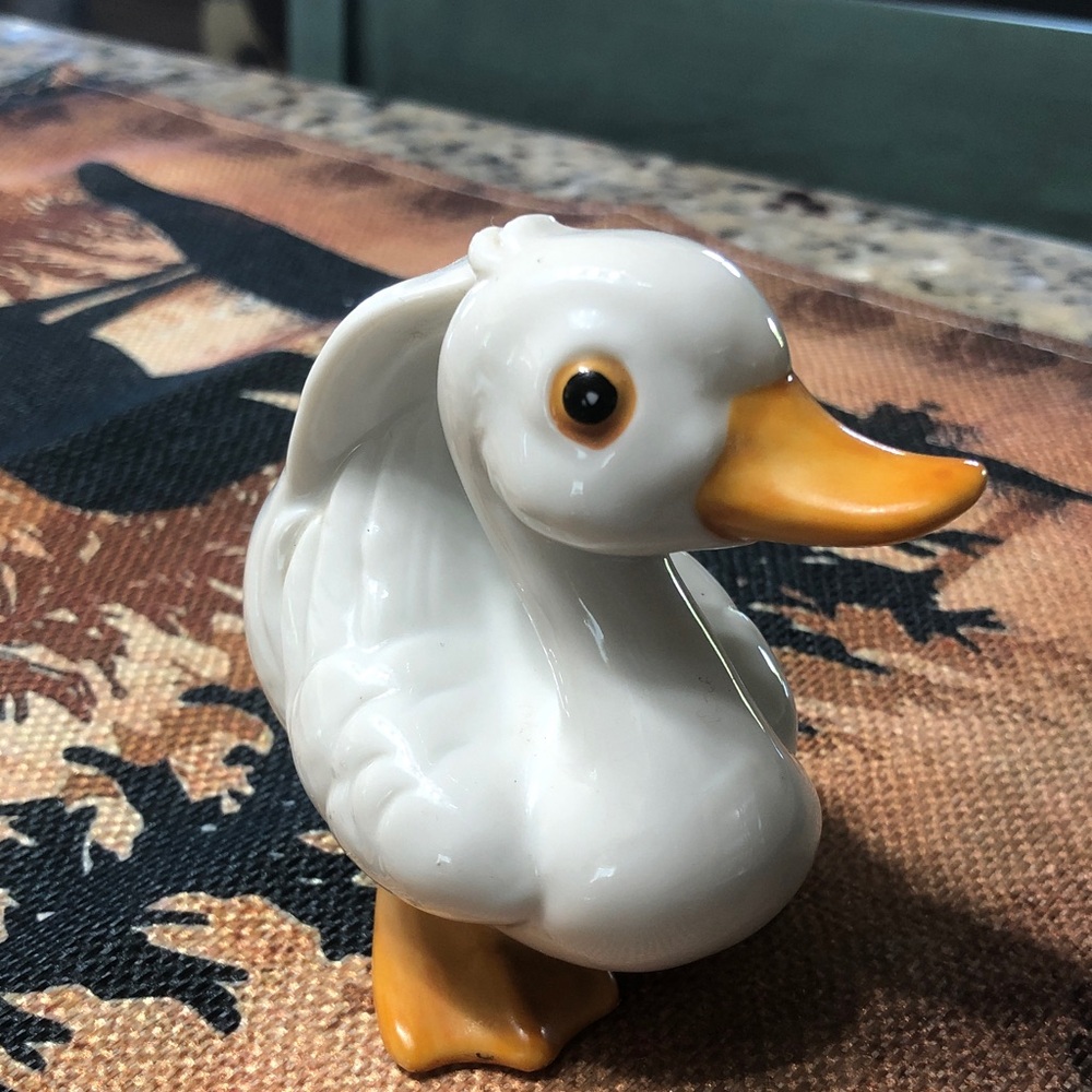 Homco Home Interior White and Yellow Ceramic Duck Figurine - Vintage